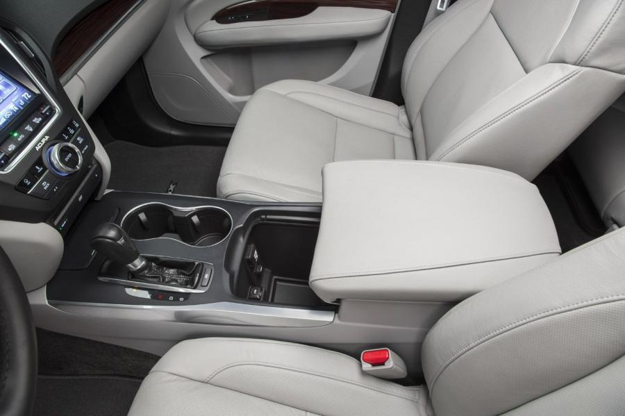 Интерьер Acura MDX (YD3) 2013 года  (NA) (фото 25 из 244)